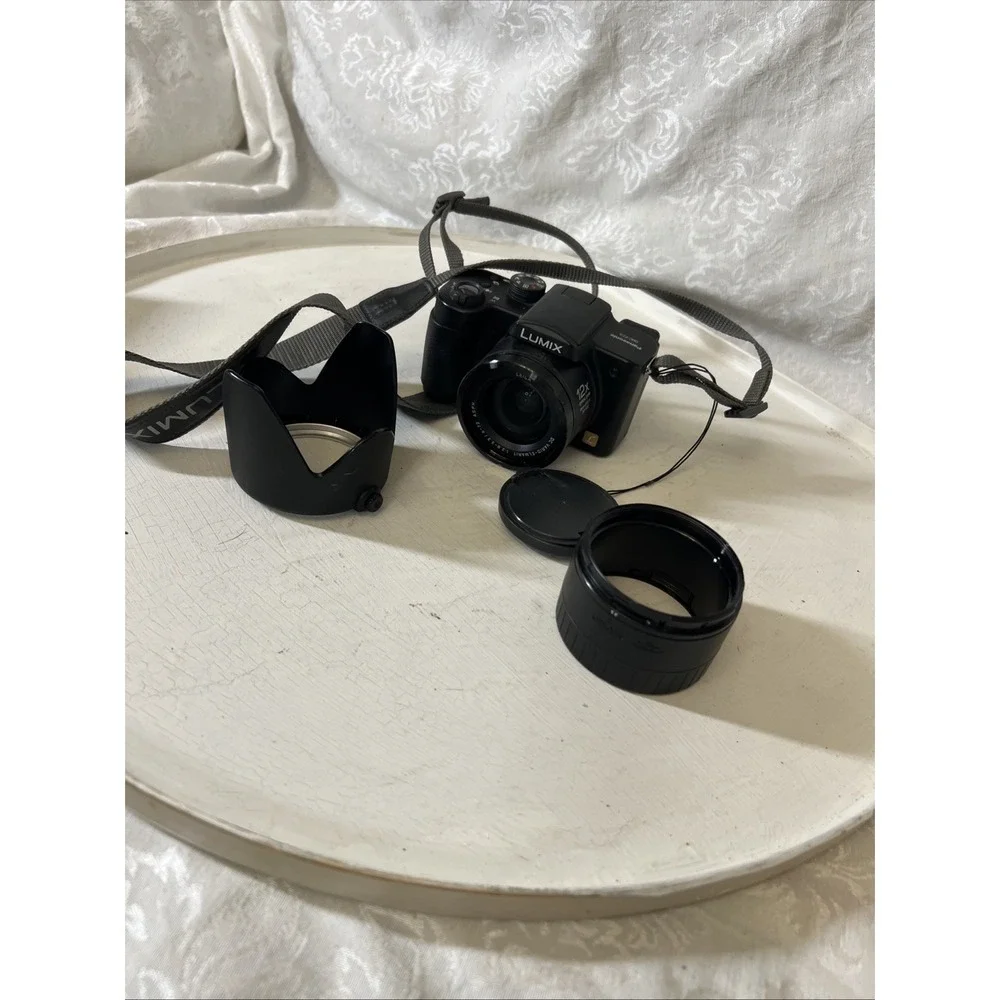 Panasonic Lumix DMC-FZ5 Digital Camera 12x Zoom & Charger Tested